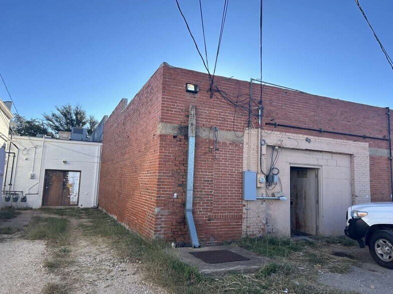 334 Chestnut St, Abilene, TX à vendre - Photo du bâtiment - Image 2 de 3