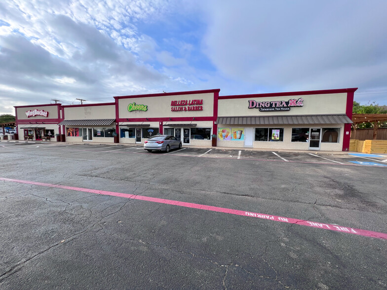 1302-1308 S Cooper St, Arlington, TX for lease - Building Photo - Image 2 of 2