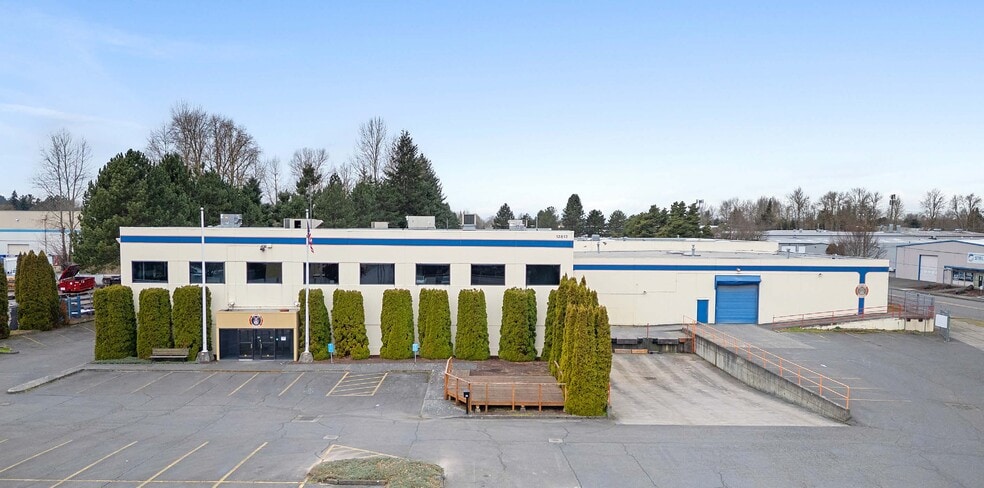 12812 NE Whitaker Way, Portland, OR for lease - Primary Photo - Image 2 of 27