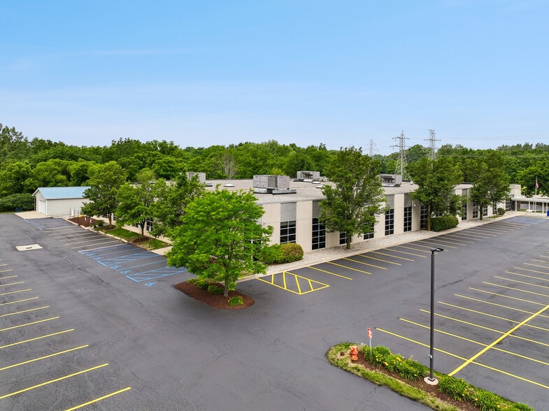 3355 Walker Ave NW, Grand Rapids, MI for lease - Building Photo - Image 2 of 11