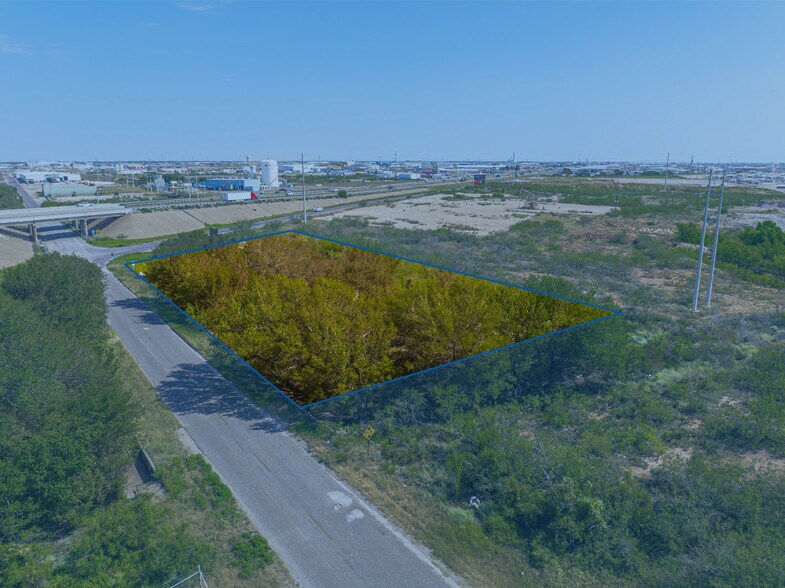 TBD (2) Industrial Ave, Odessa, TX à vendre - Photo du bâtiment - Image 1 de 11