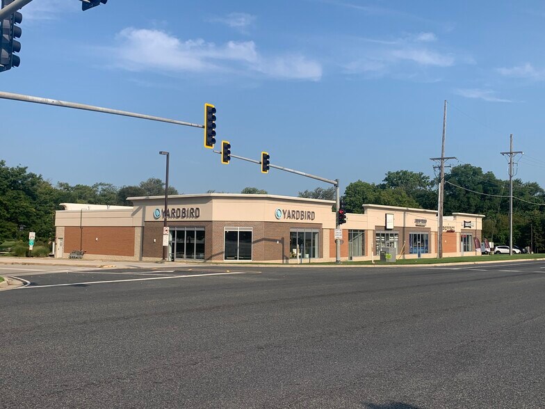 1S550 Route 83, Oakbrook Terrace, IL à louer - Photo du bâtiment - Image 2 de 5