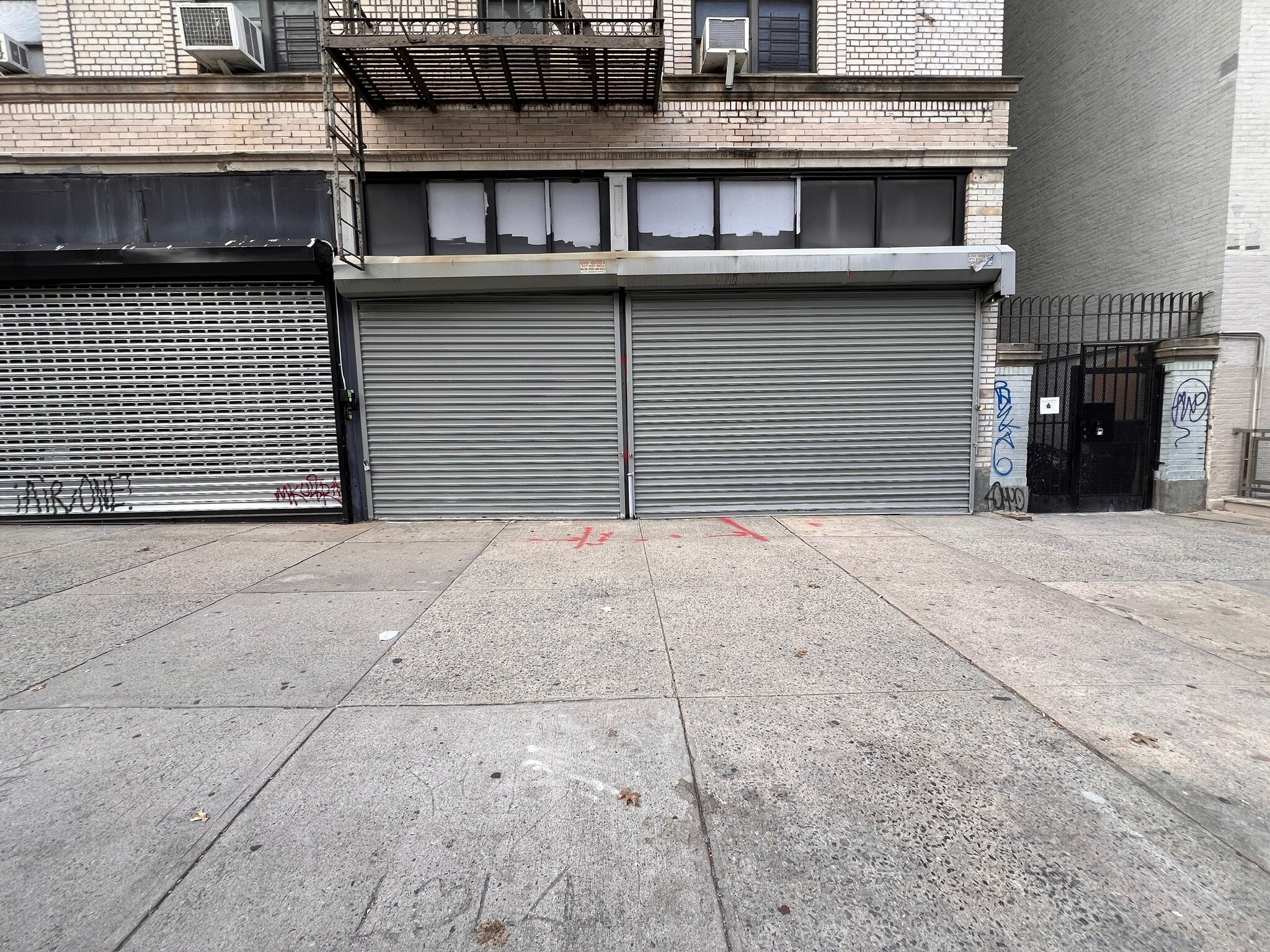 210 Roebling St, Brooklyn, NY for lease Building Photo- Image 1 of 6