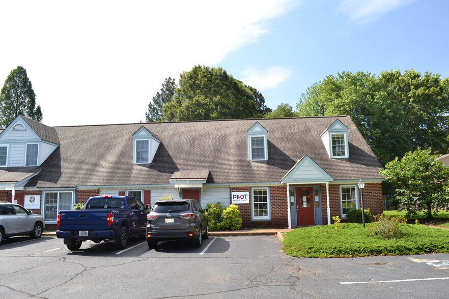 7188-7196 Chapman Dr, Hayes, VA à vendre - Photo du bâtiment - Image 1 de 26