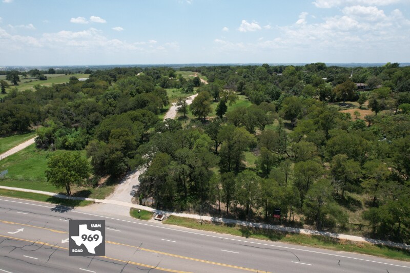 10109 FM 969 Rd, Austin, TX à louer - Photo du bâtiment - Image 3 de 9