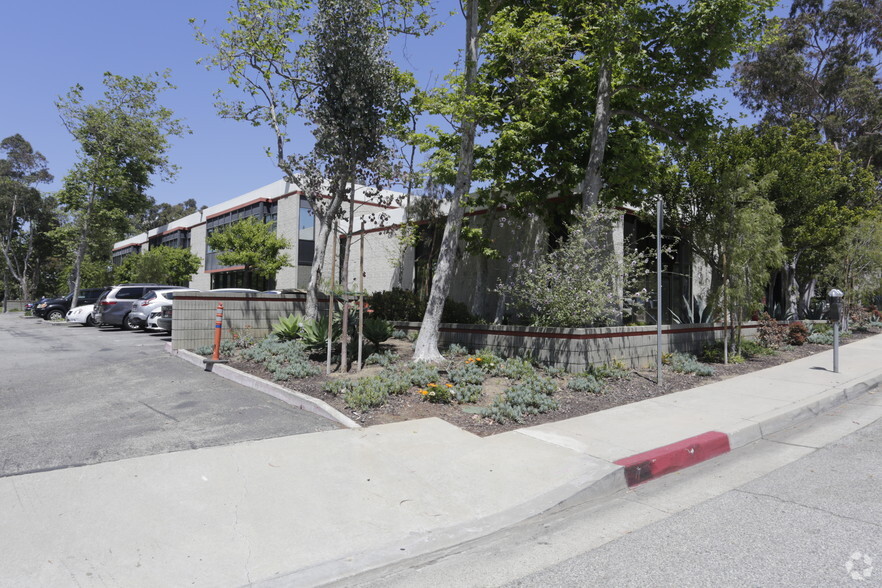 6076 Bristol Pky, Culver City, CA for sale - Building Photo - Image 1 of 1