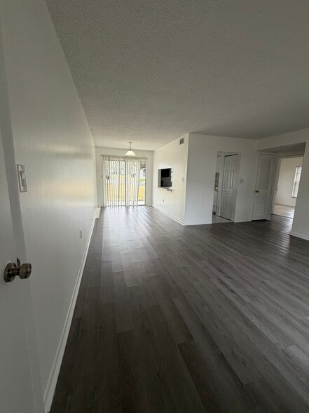2419 SE 16th Ave, Ocala, FL for sale - Building Photo - Image 2 of 17