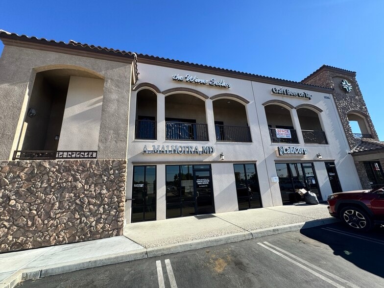 19341 Bear Valley Rd, Apple Valley, CA à louer - Photo du bâtiment - Image 2 de 25