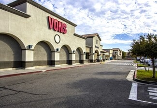 Plus de détails pour 4400-4560 Coffee Rd, Bakersfield, CA - Commerce de détail à louer