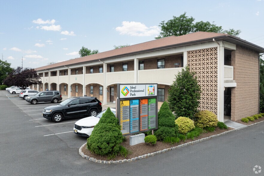 2333 Morris Ave, Union Township, NJ à louer - Photo du bâtiment - Image 1 de 18