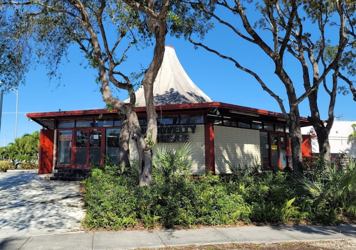 15657 S Dixie Hwy, Miami, FL à louer Photo principale- Image 1 de 4