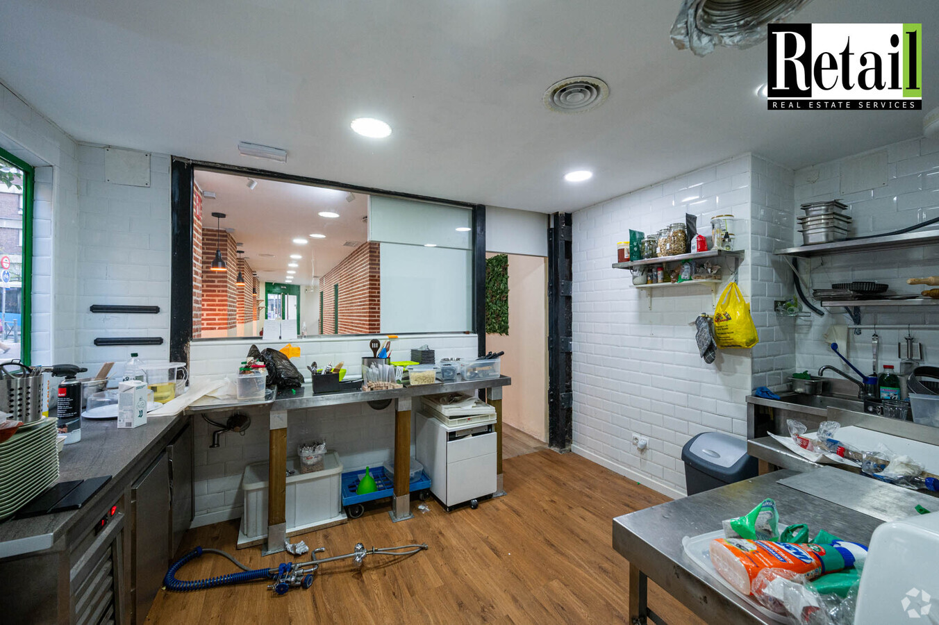 Madrid, MAD 28009 - Unit Puerta 02 -  - Interior Photo - Image 1 of 11