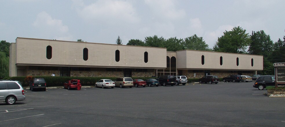 600 Somerdale Rd, Voorhees, NJ à louer - Photo du bâtiment - Image 3 de 14