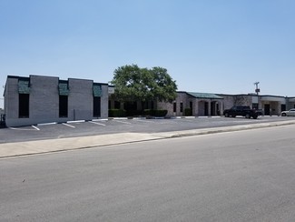 Plus de détails pour 10818 Gulfdale St, San Antonio, TX - Industriel/Logistique à louer