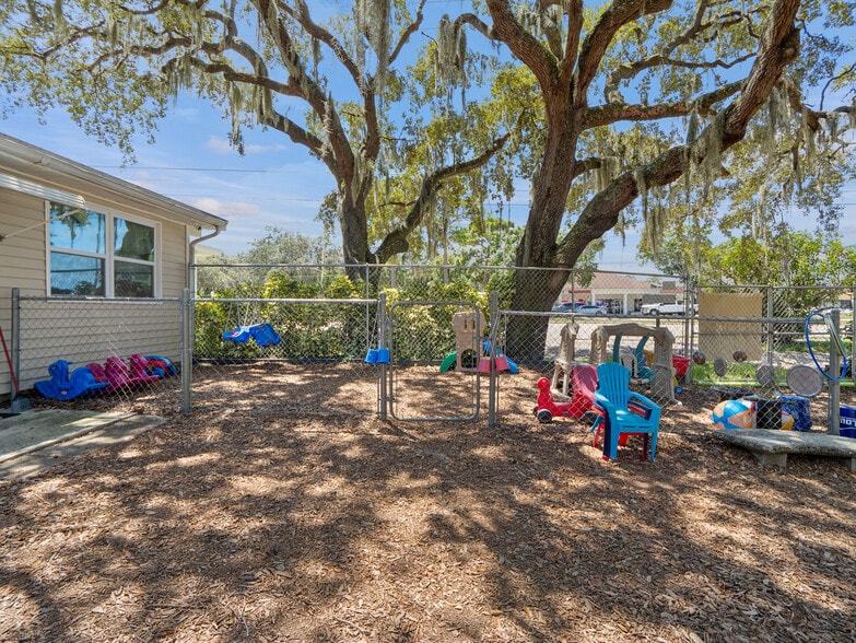 10 N Hilltop Dr, Titusville, FL for sale - Building Photo - Image 2 of 26