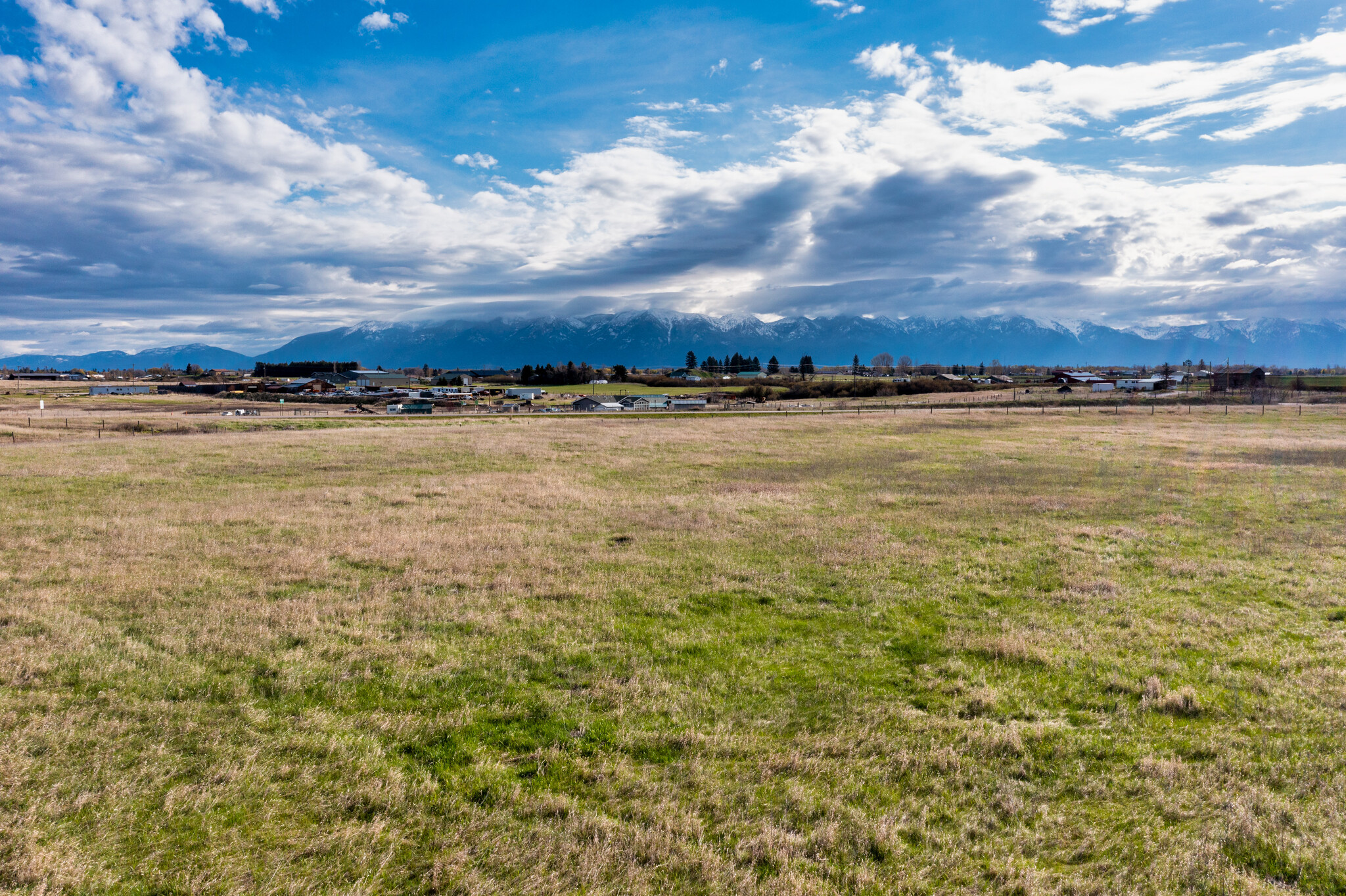 538 Airport, Kalispell, MT à vendre Photo principale- Image 1 de 1