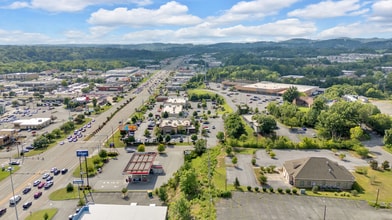 1664 E Stone Dr, Kingsport, TN for lease Aerial- Image 2 of 4