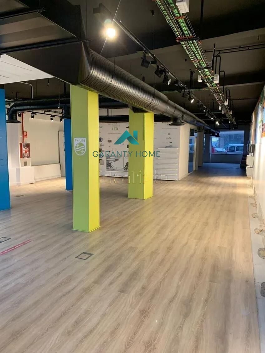 Retail in Madrid, Madrid for lease Building Photo- Image 1 of 8