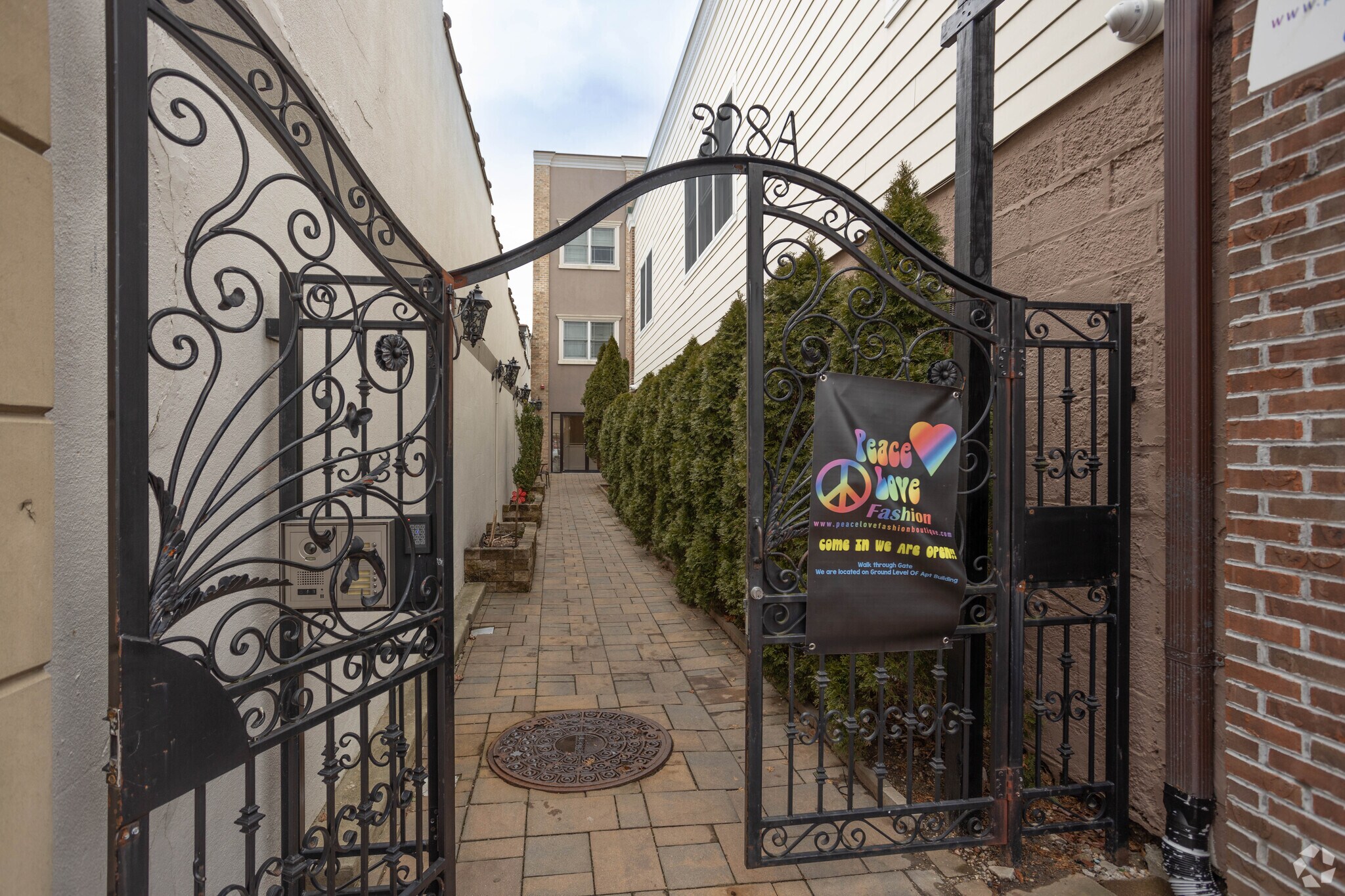 328A Main St, Huntington, NY à louer Photo principale- Image 1 de 10