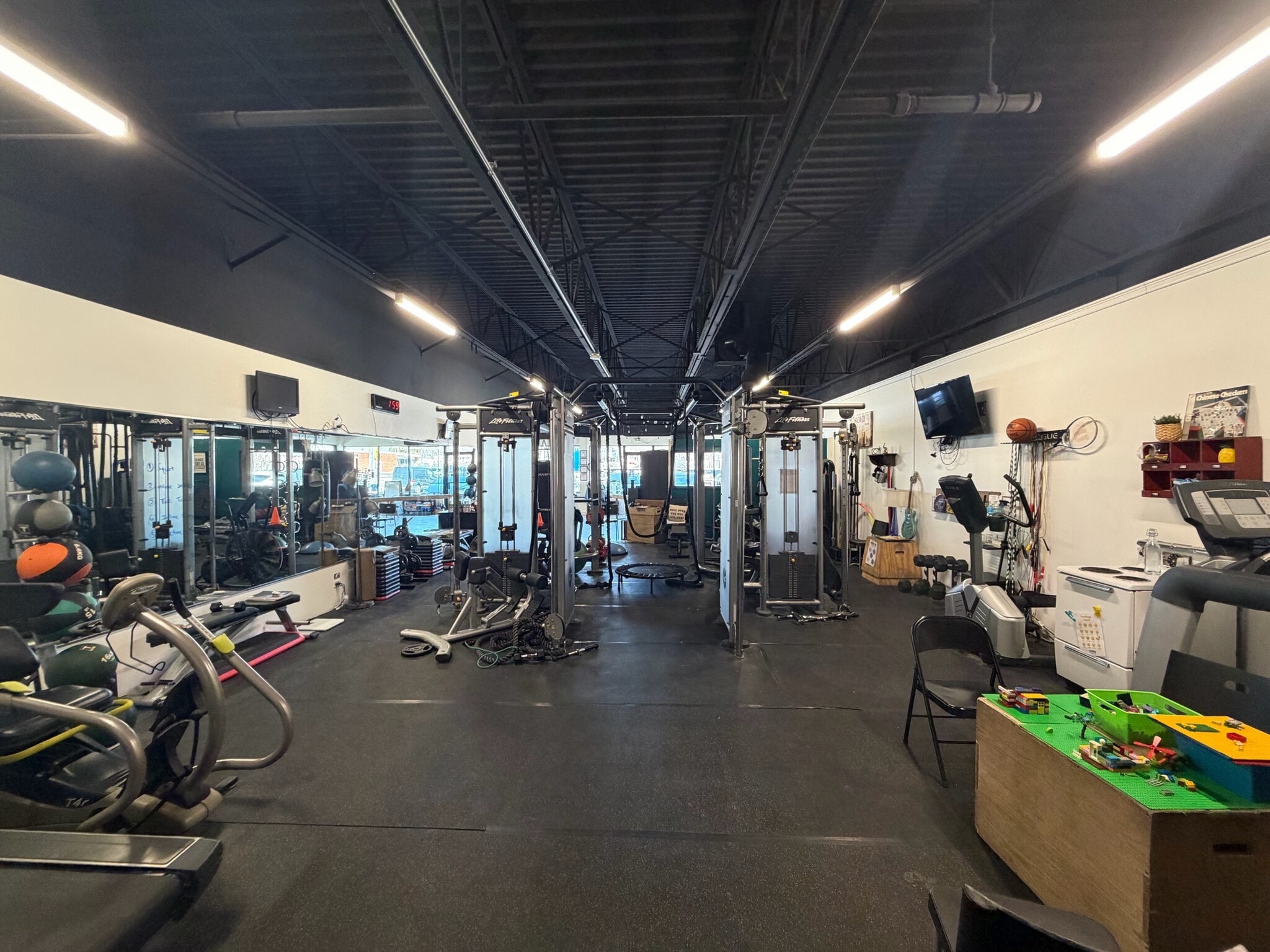 624-630 Roosevelt Rd, Wheaton, IL à louer Photo intérieure- Image 1 de 6