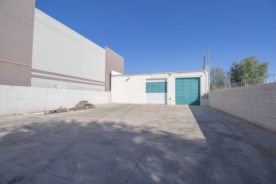 1532 E Indianola Ave, Phoenix, AZ à vendre - Photo du bâtiment - Image 3 de 18