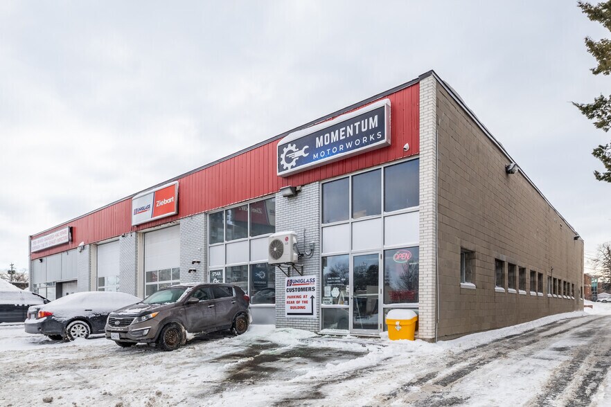 1754 Carling Ave, Ottawa, ON à vendre - Photo principale - Image 1 de 1