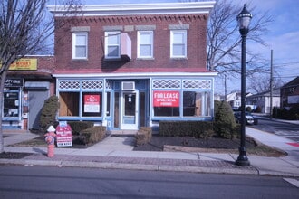 228 Main St, Little Ferry, NJ à louer Photo du bâtiment- Image 2 de 7