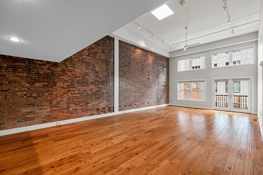 91 Church St, New Haven, CT for sale - Building Photo - Image 2 of 5