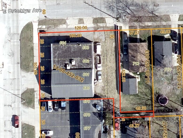 1570 Baldwin Ave, Pontiac, MI à vendre - Photo du bâtiment - Image 2 de 6