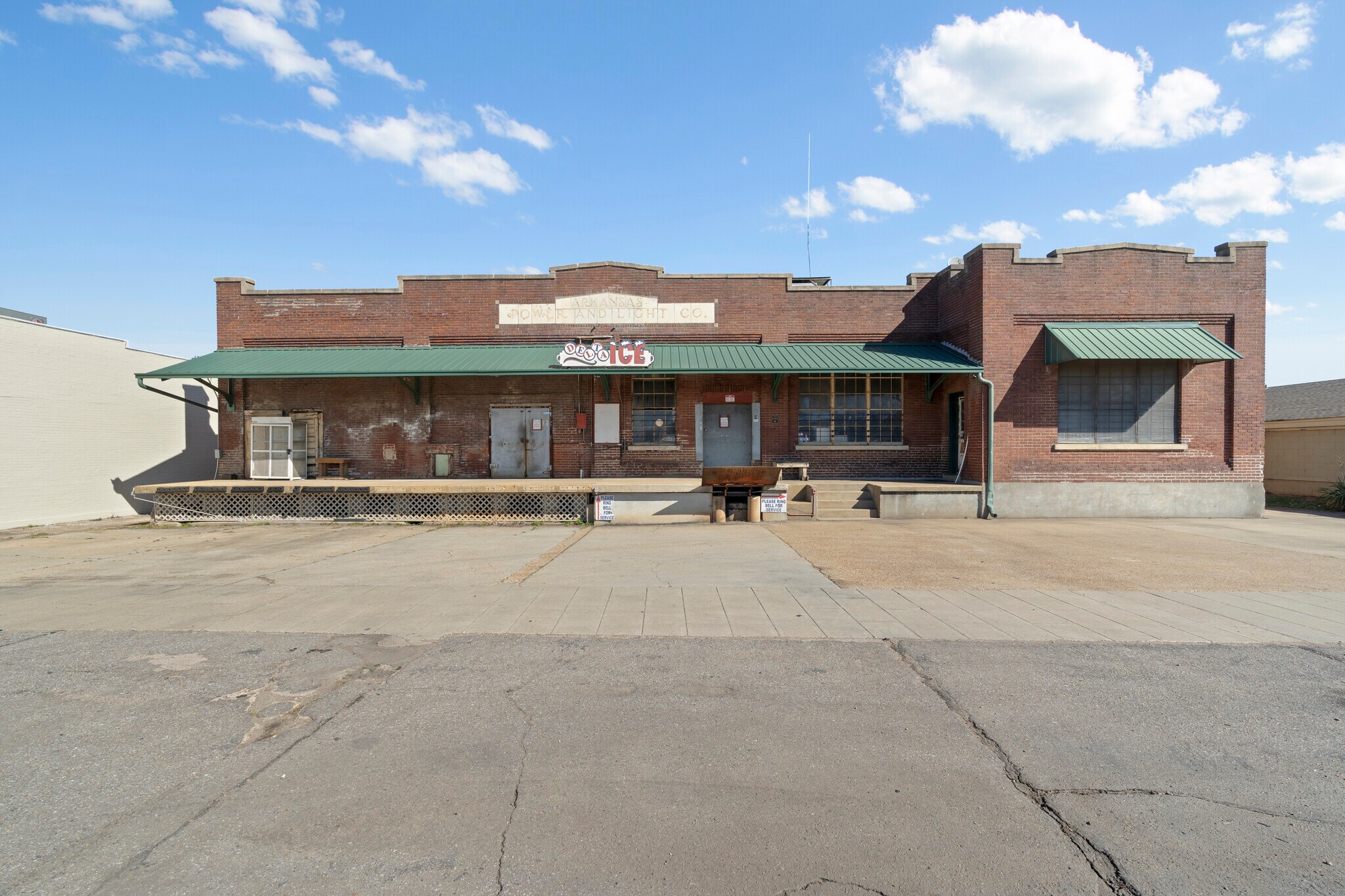 120 E Broadway St, West Memphis, AR à vendre Photo principale- Image 1 de 18