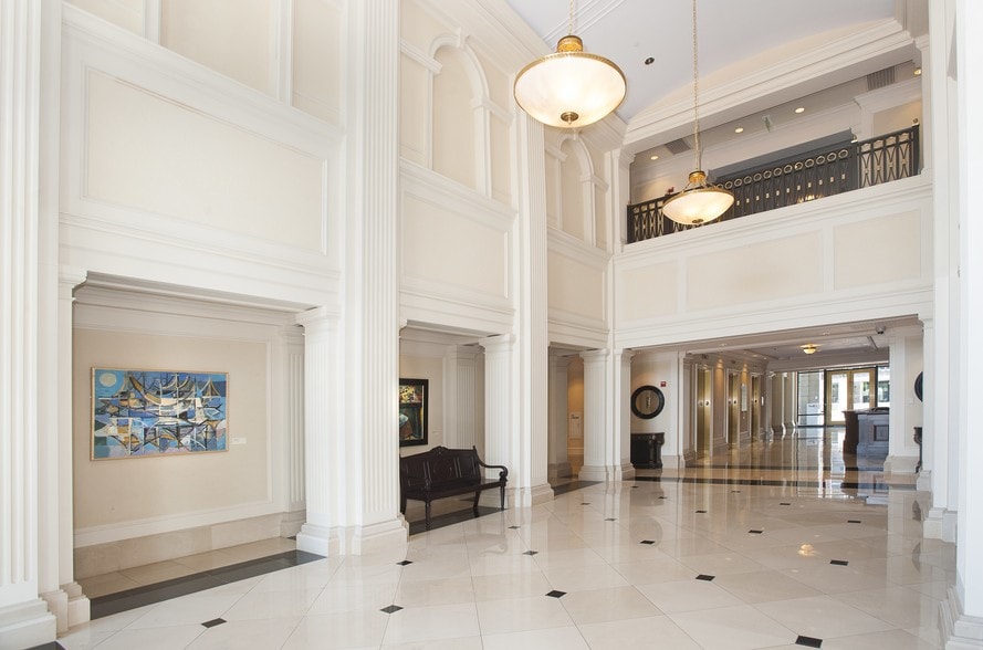 100 Dunbar St, Spartanburg, SC for lease - Lobby - Image 3 of 10