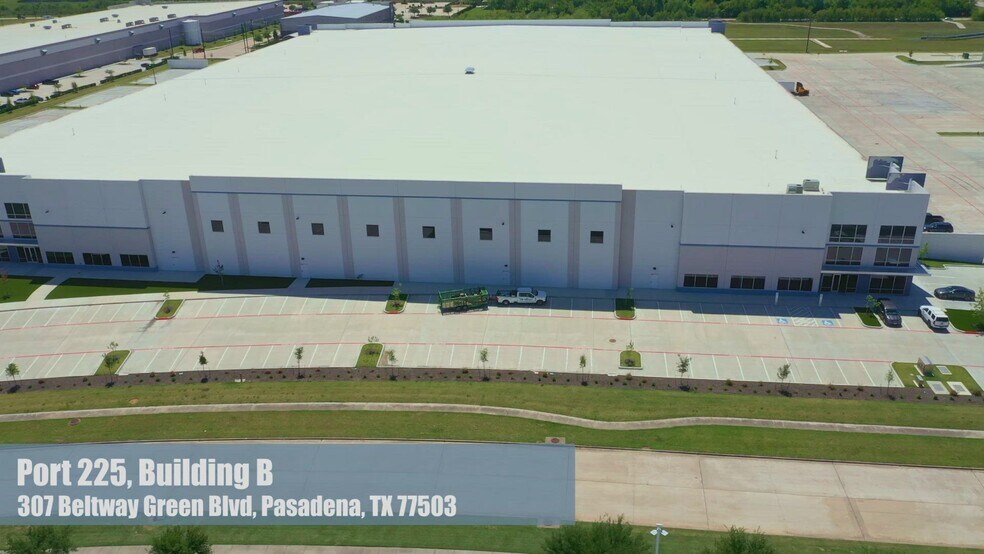 3005 Highway 225, Pasadena, TX à louer - Vidéo sur l’inscription commerciale - Image 2 de 13