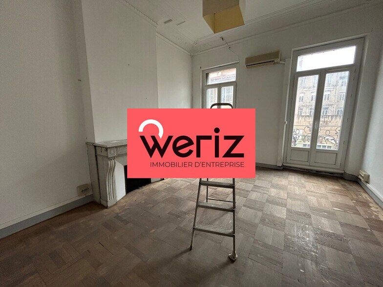 30 Rue Montgrand, Marseille for sale - Interior Photo - Image 2 of 6