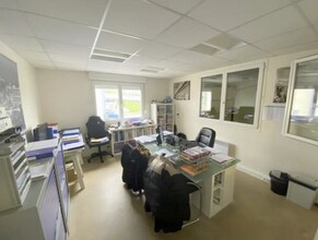 68 Rue De La Croix De L'Orme, Morainvilliers for sale Interior Photo- Image 2 of 9