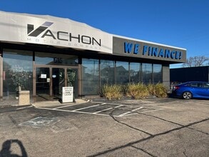 615 Reservoir Ave, Cranston, RI à louer Photo intérieure- Image 2 de 2