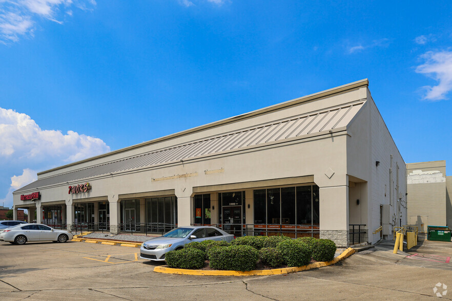 1000 West Esplanade Blvd, Kenner, LA for lease - Primary Photo - Image 1 of 1