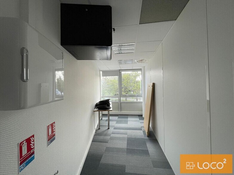Bureau dans Labège à louer - Photo du bâtiment - Image 3 de 8