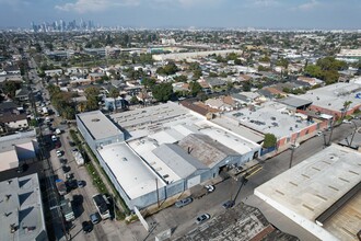 5700 S San Pedro St, Los Angeles, CA - Aérien  Vue de la carte - Image1