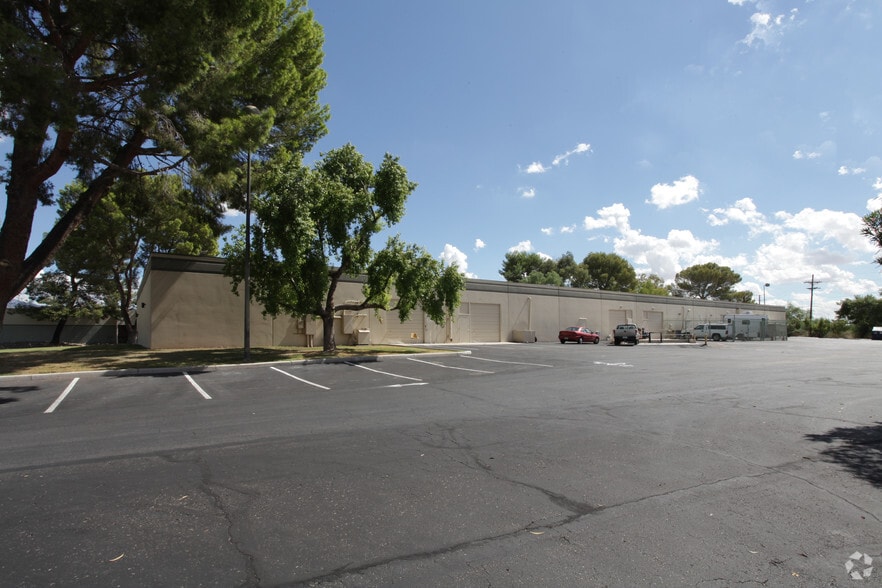 2010 N Forbes Blvd, Tucson, AZ for lease - Building Photo - Image 2 of 6