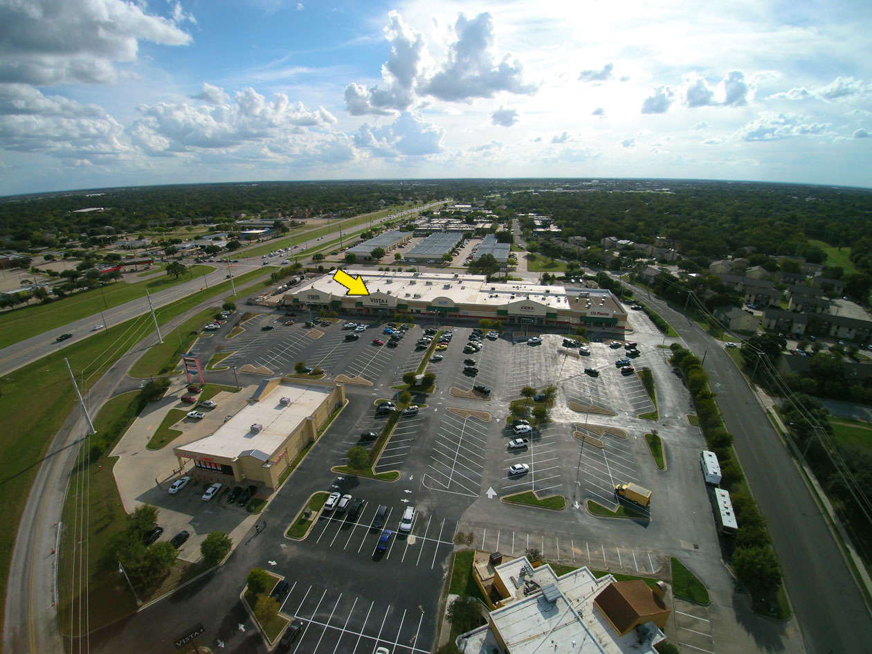 2704 S Texas Ave, College Station, TX à louer Photo du b timent- Image 1 de 13