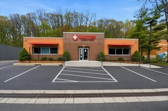 860 Central Park Ave, Scarsdale, NY for lease Interior Photo- Image 1 of 20