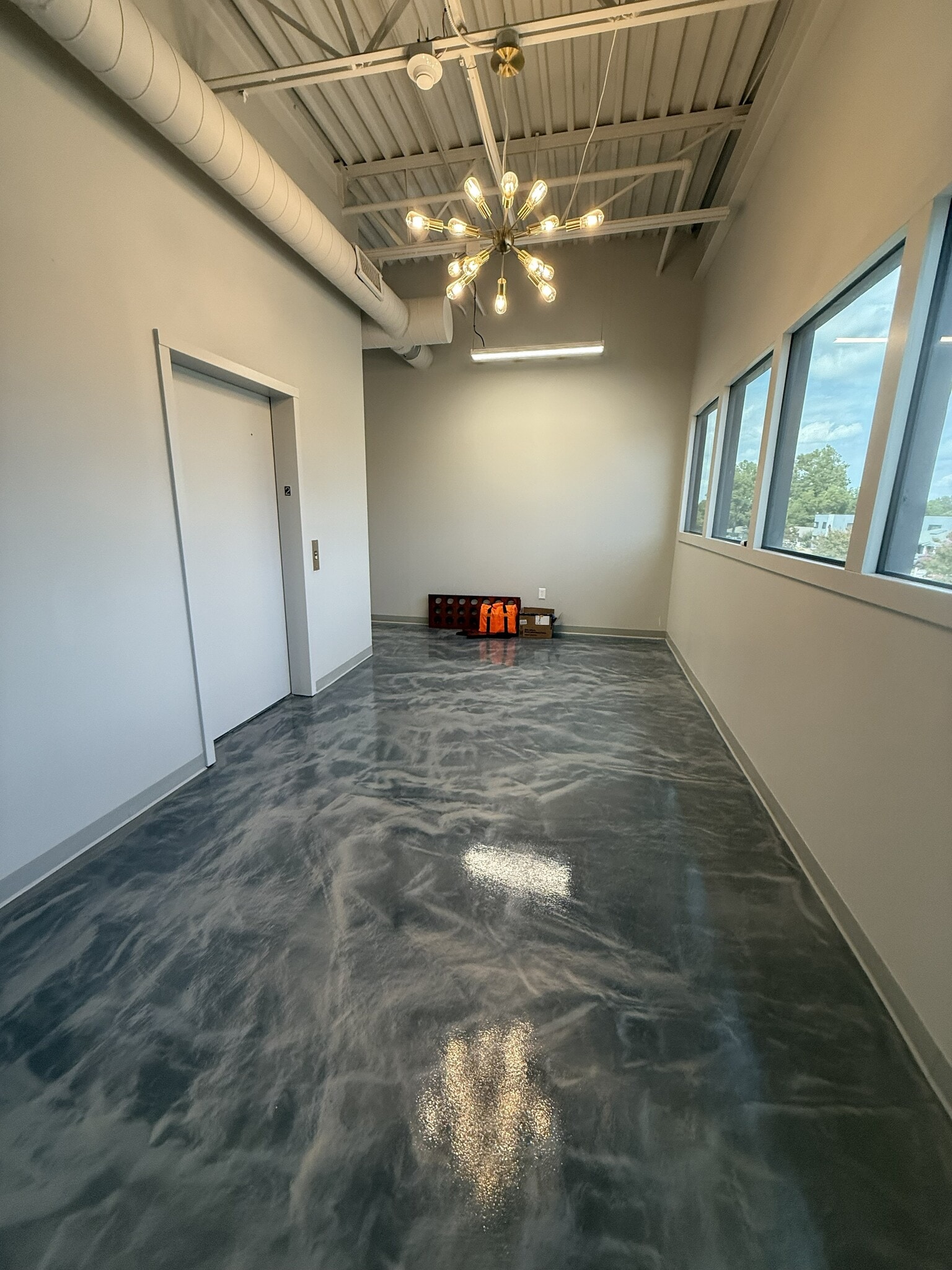 767 E Brookhaven Cir E, Memphis, TN for lease Interior Photo- Image 1 of 6