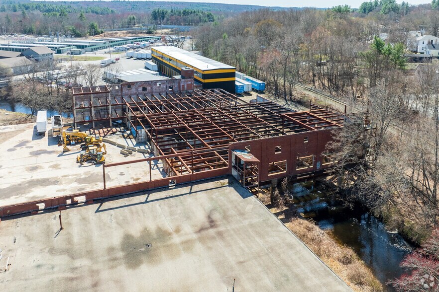 19 Depot St, Uxbridge, MA à vendre - Photo du bâtiment - Image 3 de 6