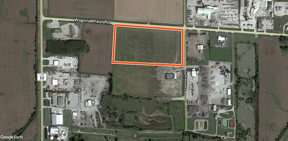 4135 Cemetery Rd, Roxana, IL à vendre - Photo du bâtiment - Image 1 de 2