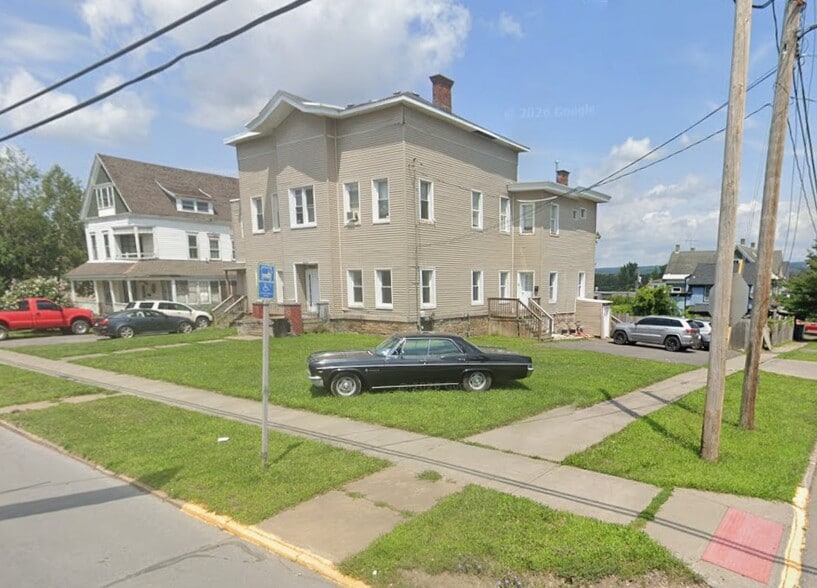 2102 Whitesboro St, Utica, NY for sale - Building Photo - Image 2 of 2