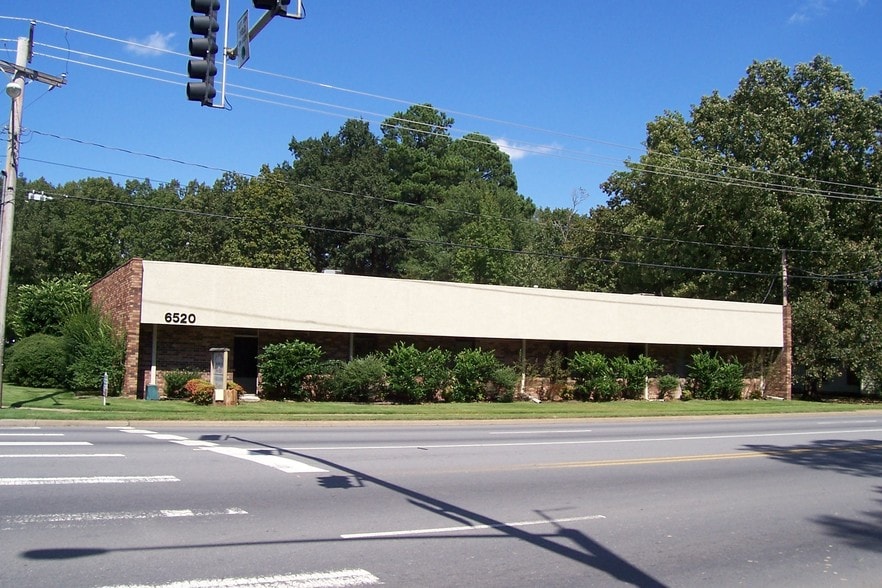 6520 Baseline Rd, Little Rock, AR for lease - Primary Photo - Image 1 of 5