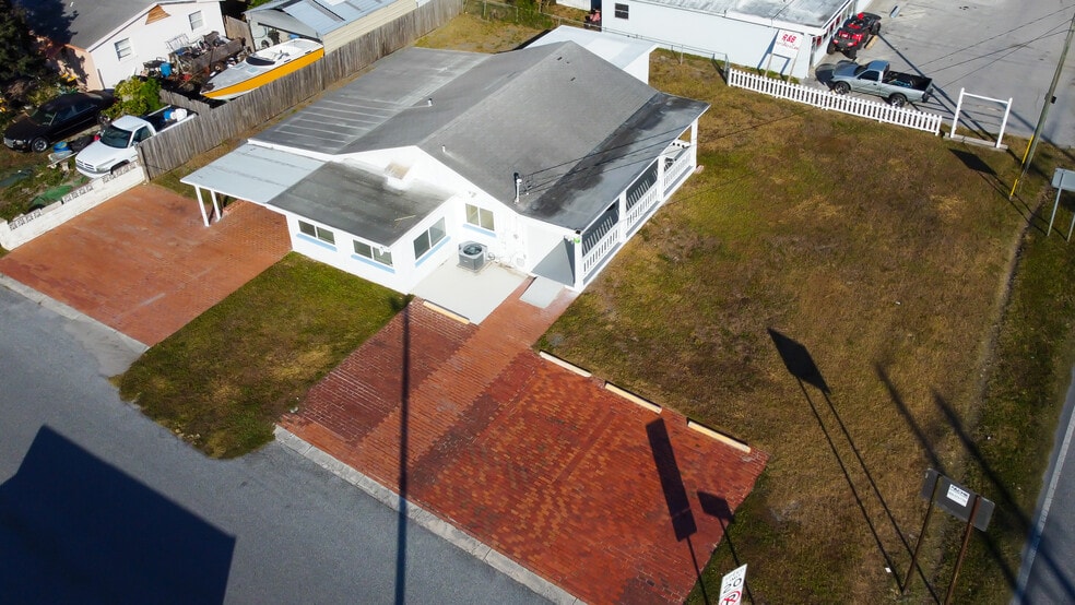 4539 Mile Stretch Dr, Holiday, FL for sale - Building Photo - Image 2 of 58