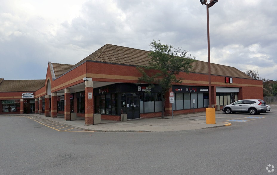1450-1528 Clark Ave, Vaughan, ON for lease - Building Photo - Image 3 of 13
