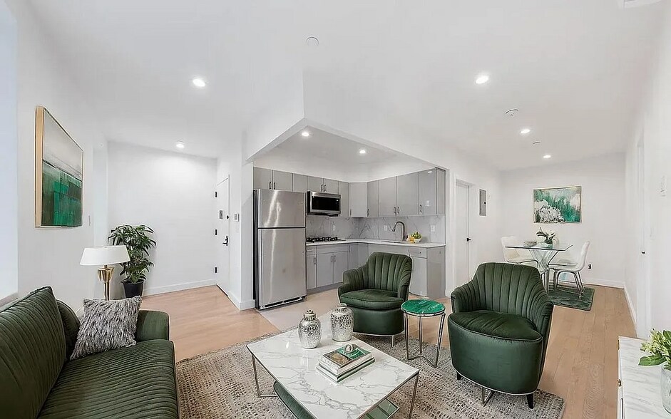 358 62nd St, Brooklyn, NY à vendre - Photo du bâtiment - Image 2 de 16