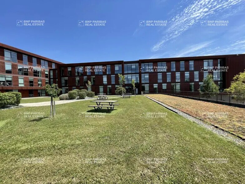 8 Rue De Vidailhan, Balma à louer - Photo du bâtiment - Image 2 de 12
